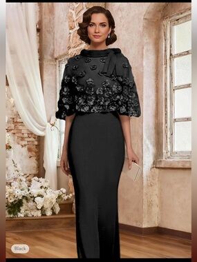 NWT Elegant Black Floral Appliqué Evening Gown